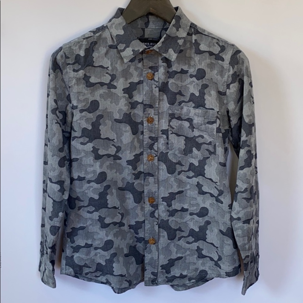 Burka Bull womens camo shirt